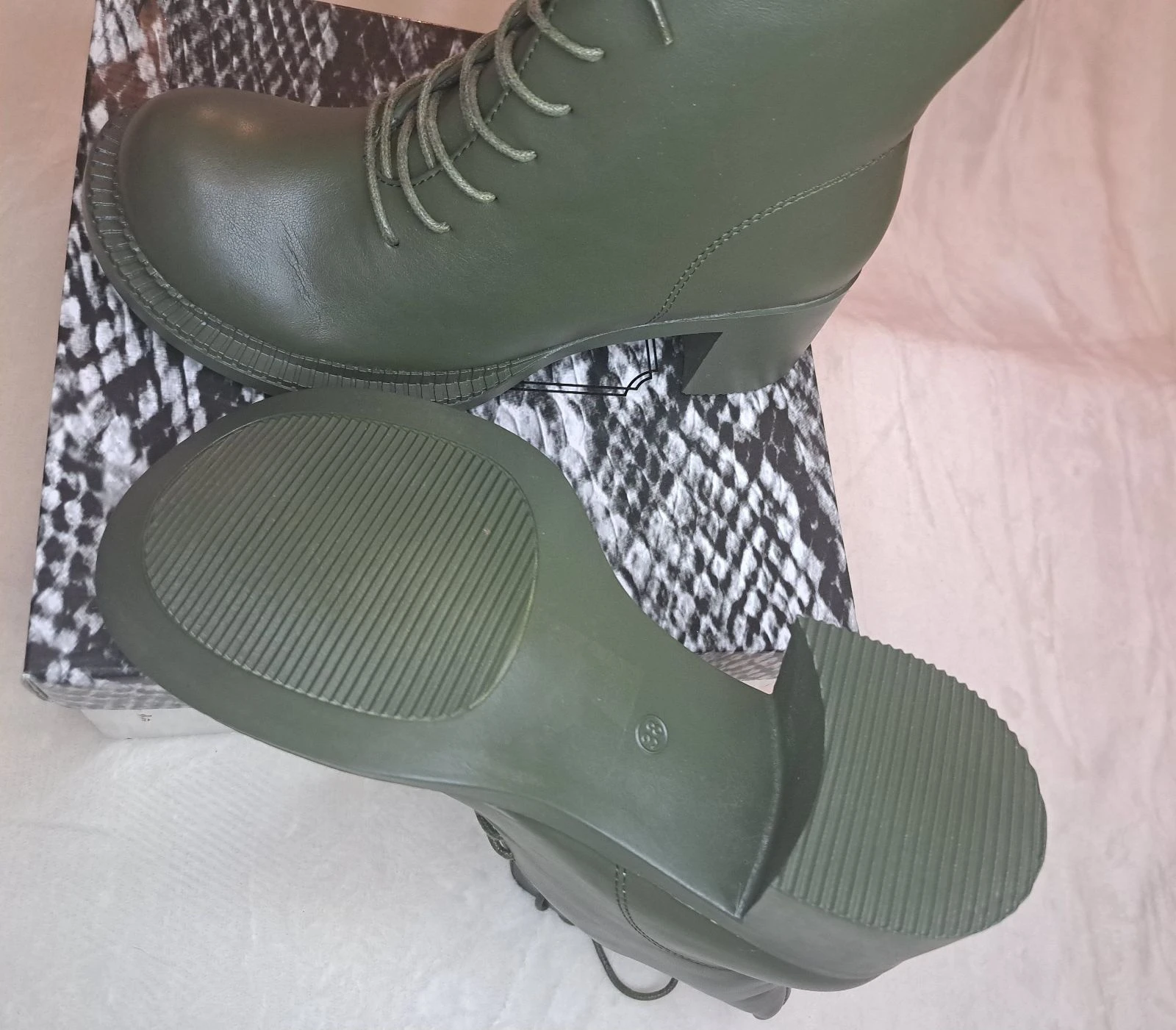 Olive Green Boots • EU38 • Chunky Heel • Trendy Autumn Winter – photo 5